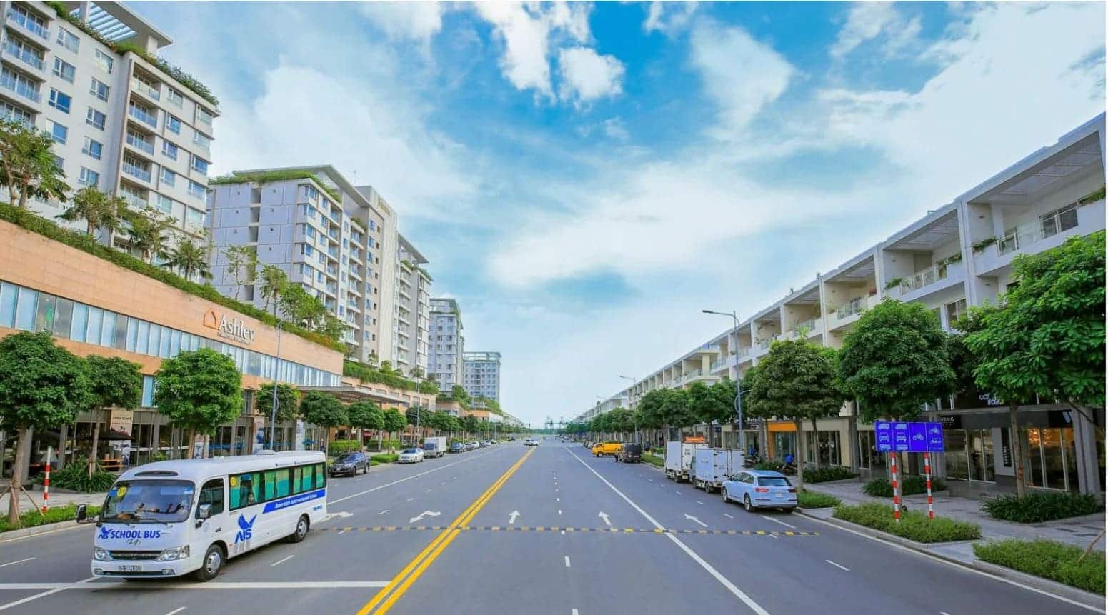 Kinh nghiệm đầu tư nhà phố Quận 2 sinh lời cao: Nên chọn mặt tiền thương mại hay đường nội bộ?