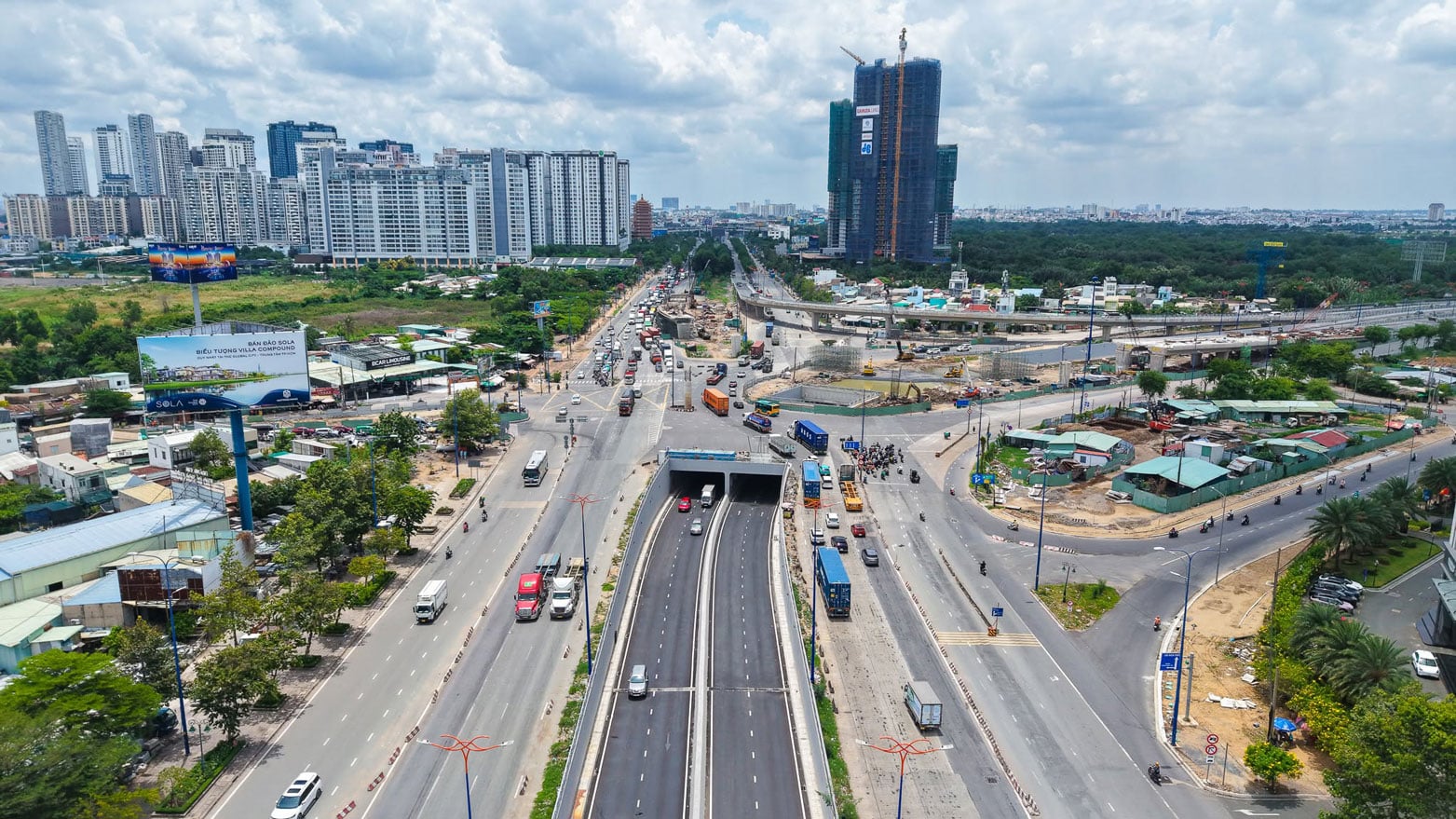 Trục Kết Nối Giao Thông Chính: Đánh Giá Tiềm Năng Tại Giao Lộ Vũ Tông Phan
